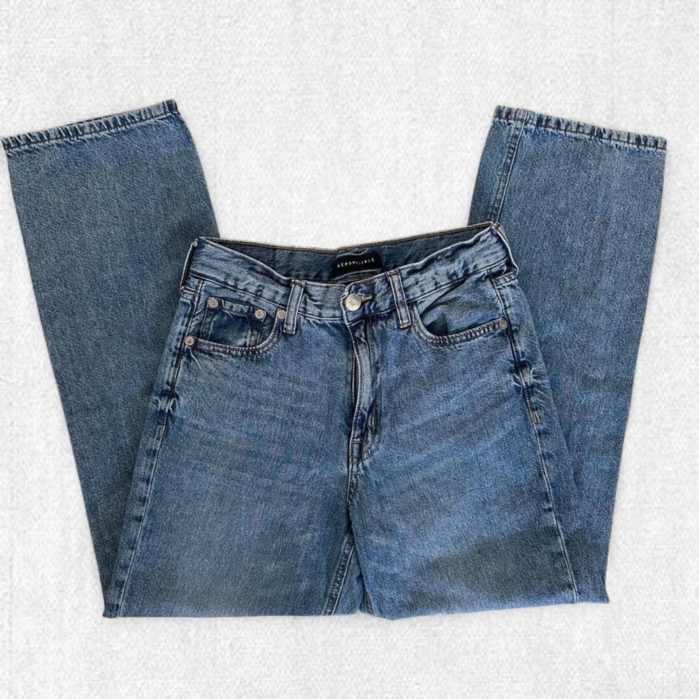 Aeropostale High Rise Baggy Jeans Medium Wash Blue Womens Size 2 Short Denim - Picture 2 of 8